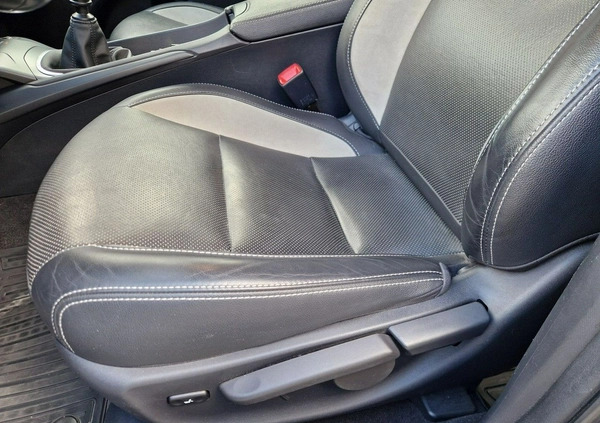 Toyota Avensis cena 79900 przebieg: 88241, rok produkcji 2018 z Rybnik małe 529